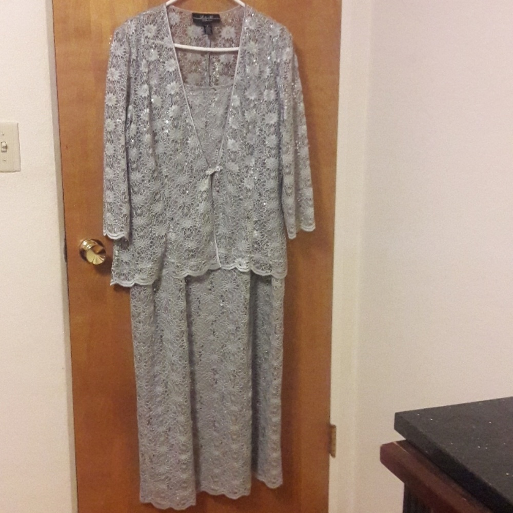 Mother of the bride dress